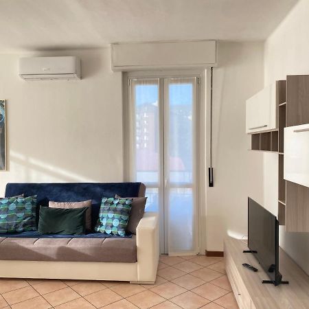 Апартаменты Diadema Blue - Immobili E Soluzioni Rent Бергамо Экстерьер фото