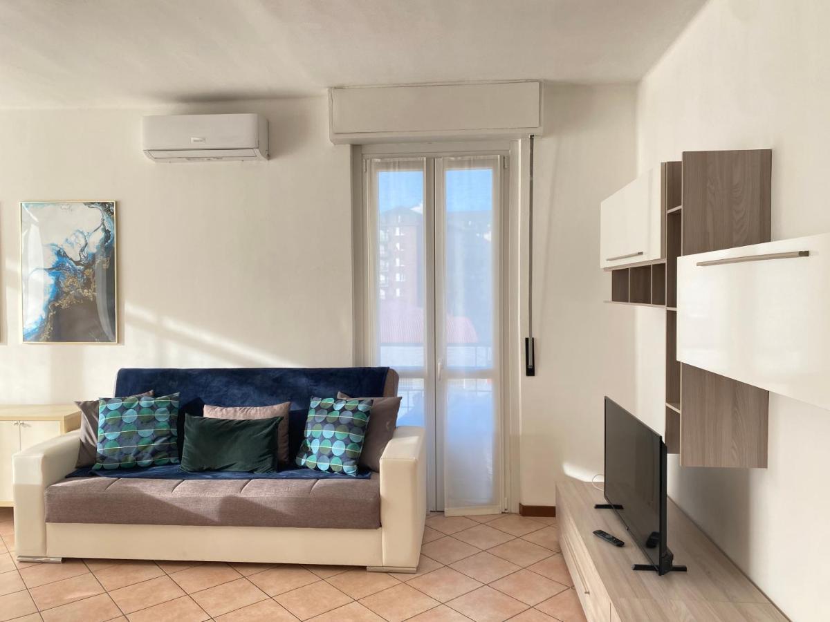 Апартаменты Diadema Blue - Immobili E Soluzioni Rent Бергамо Экстерьер фото